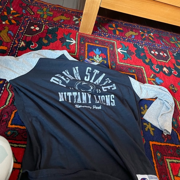 UnderArmour and champion sports T-shirts - Picture 4 of 12